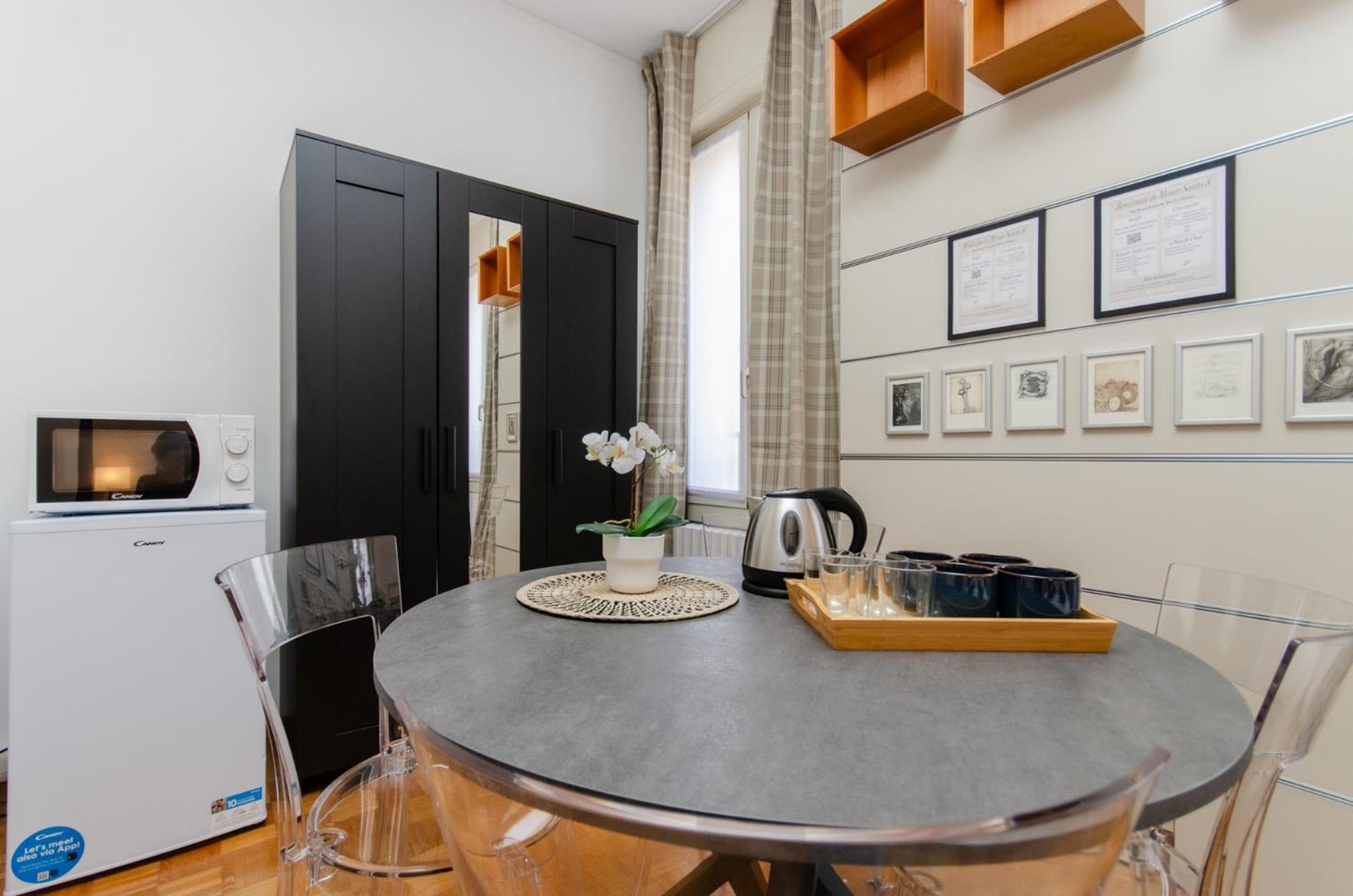 Brown Room Milan Luaran gambar