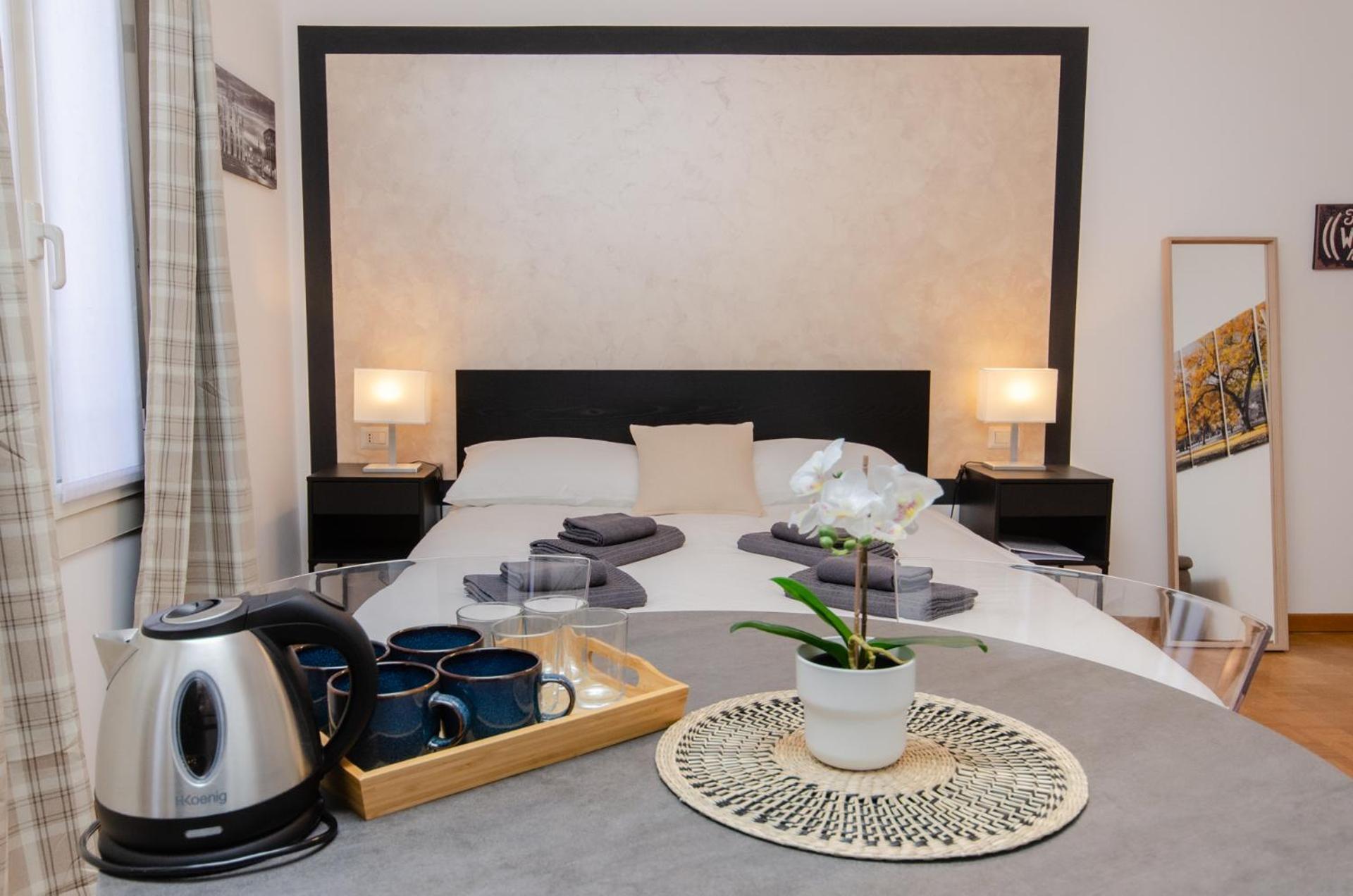 Brown Room Milan Luaran gambar